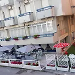 Hotel Sahib Cattolica