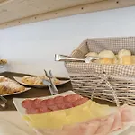 Hotel Sahib Cattolica