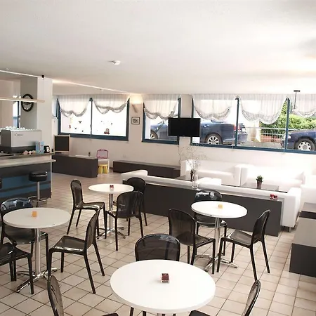 Hotel Hotel Sahib 3*