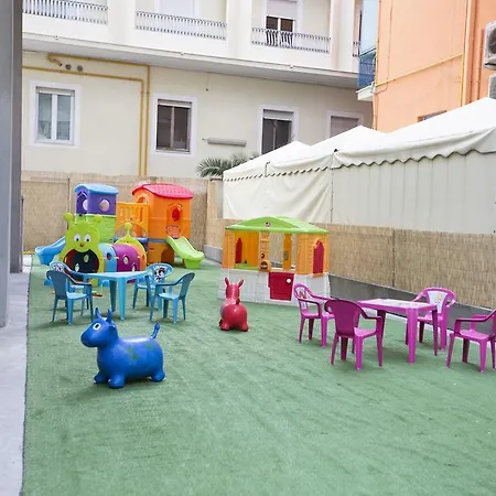Hotel Sahib Cattolica