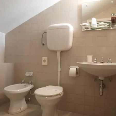 Sahib Hotel 3*